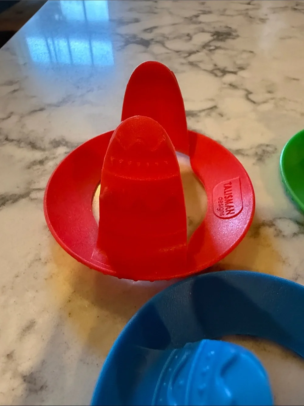 Colorful Plastic Taco Holders- Red, Blue, Green, Pink